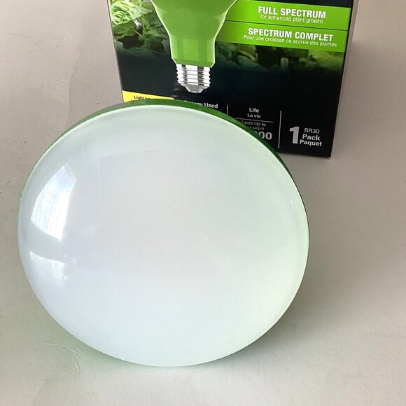 NIB Feit Electric Led Grow Light For Plants Full Spectrum 9 Watts Gardening - Picture 5 of 5